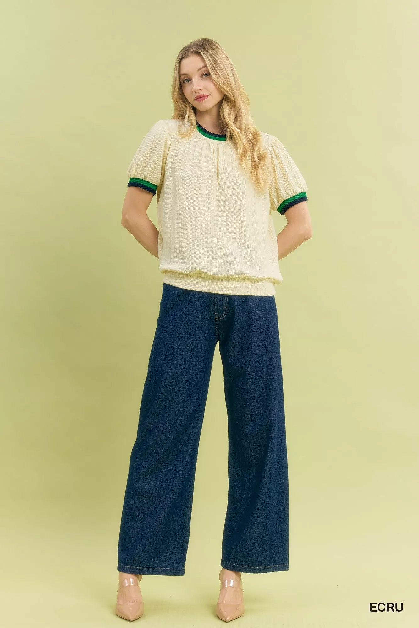 Women’s cozy knit top in neutral tones